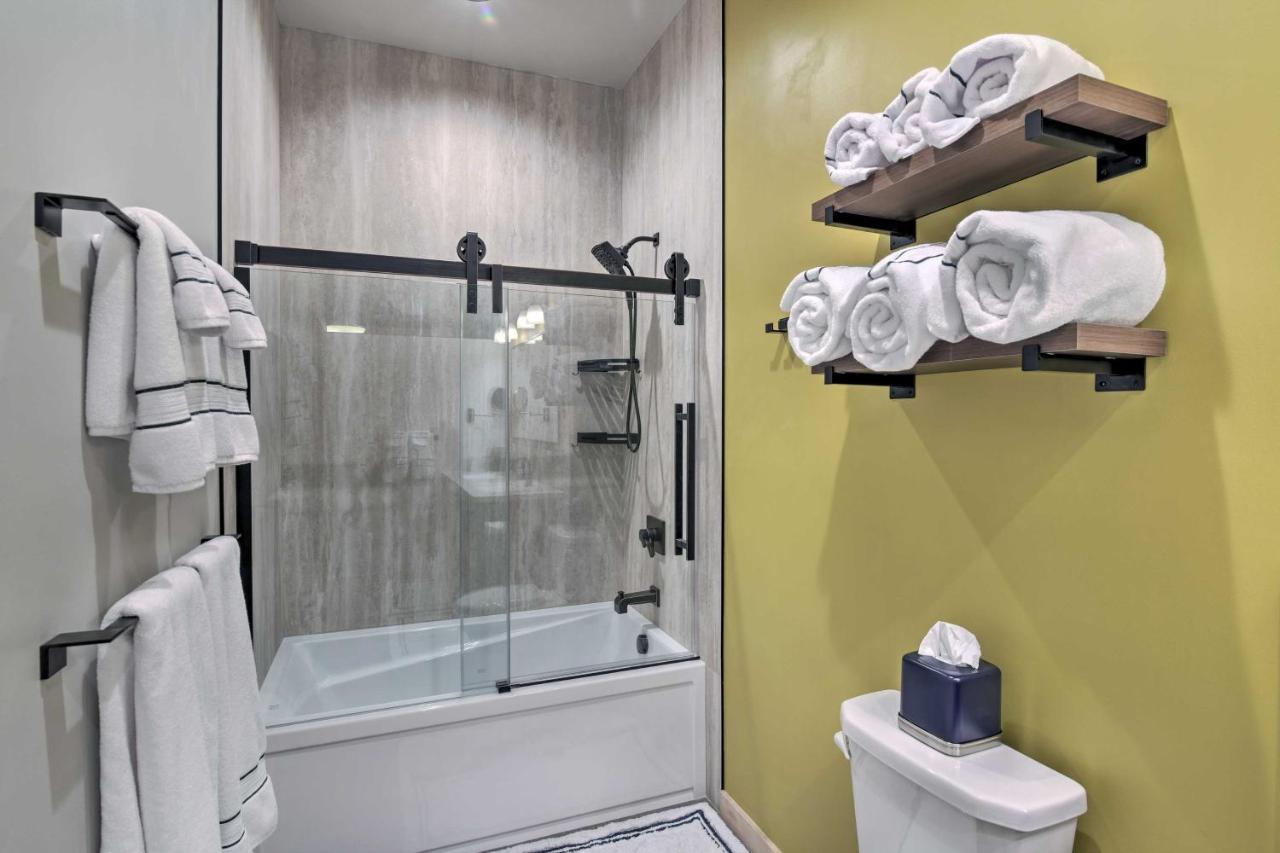 Modern Downtown Apt - Walk To Parks And Cafes! Анкоридж Экстерьер фото